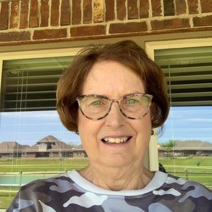 Meet your Posher, Linda